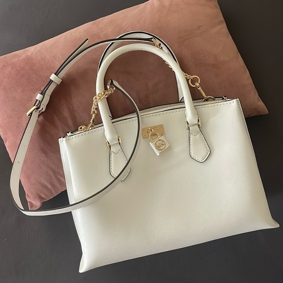 Michael Kors Bag - Picture 4 of 12